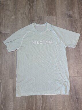 Lululemon Peloton Mens Metal Vent Tech 2.0 Short Sleeve Striped Shirt Medium